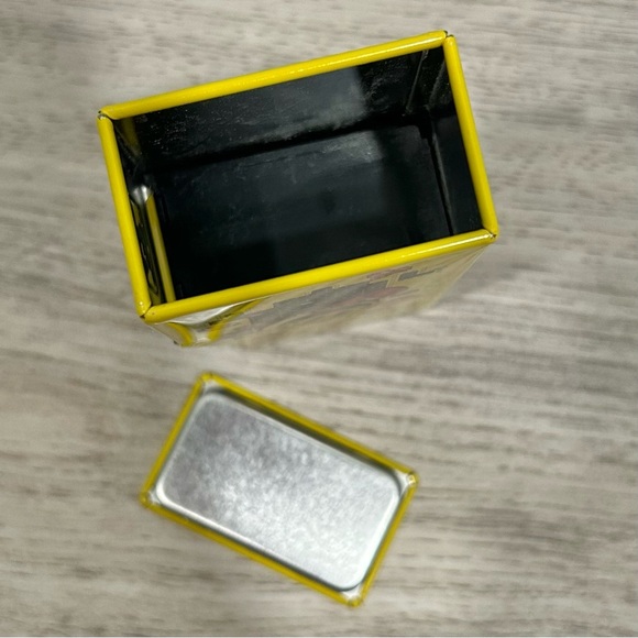 Boston America Pac-Man Arcade Game Novelty Candy Tin - Picture 9 of 9